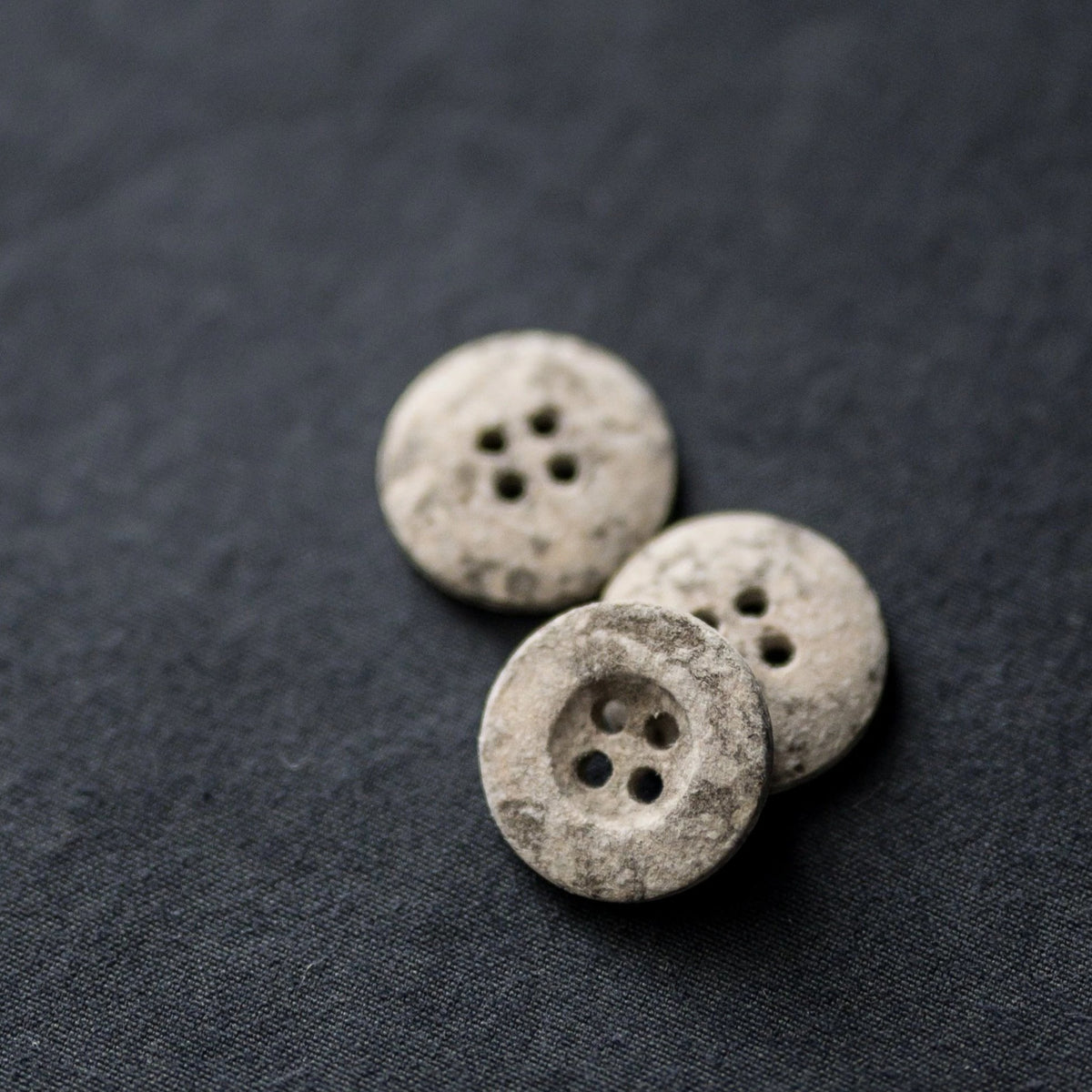 Button 18mm - Metamorphic