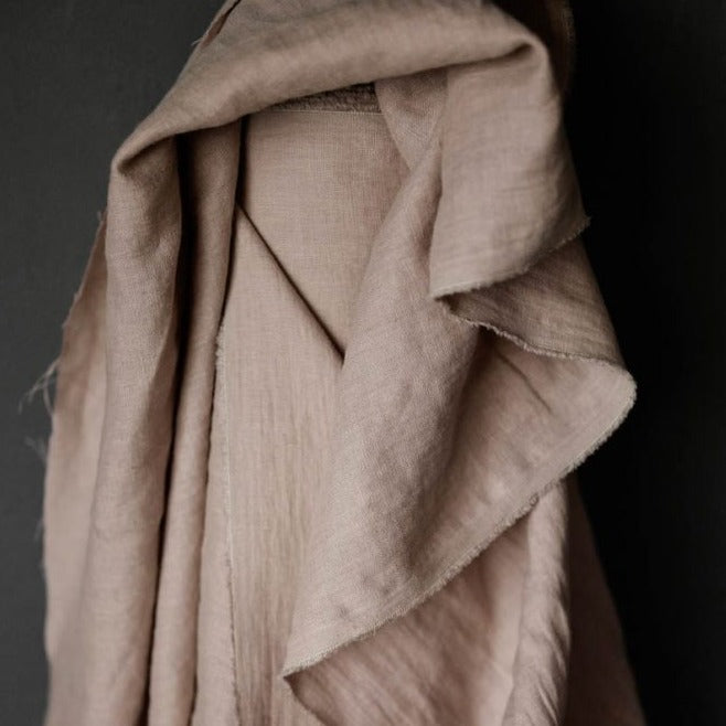 Merchant and Mills European Laundered Linen 185 in French Clay Australia Stitch Piece Loop