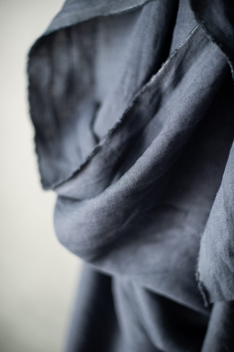 European Laundered Linen 185gsm in Silt Grey | Merchant & Mills designer sewing fabric | Stitch Piece Loop | Online Fabric Store | Designer Sewing Fabric & Supplies | Noosa Heads