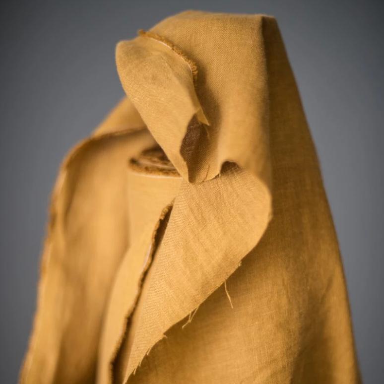  European Laundered Linen 185gsm in Ginger | Merchant & Mills designer sewing fabric | Stitch Piece Loop | Online Fabric Store | Designer sewing fabrics & supplies for the Modern Maker | Australia