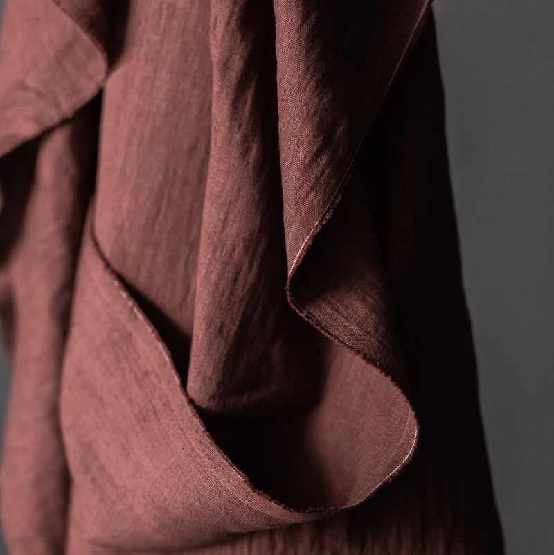 European Laundered Linen 185gsm in Oxblood | Merchant & Mills designer sewing fabric | Stitch Piece Loop | Online Fabric Store | Designer Sewing Fabric & Supplies | Noosa Heads