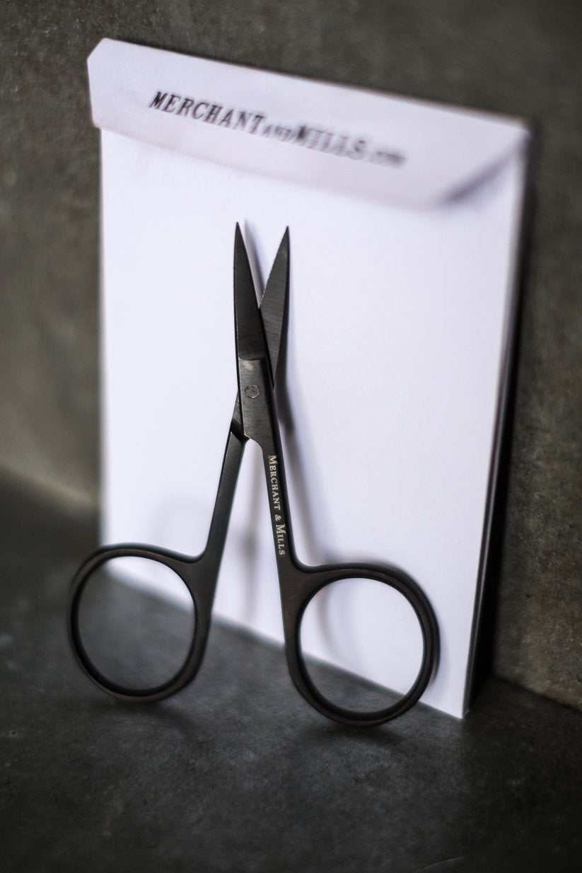 Wide Bow Scissors | Merchant & Mills | Shop In Store + Online | Stitch Piece Loop | Handmade Fashion Accessories Homewares + Modern Craft Supplies | Australia